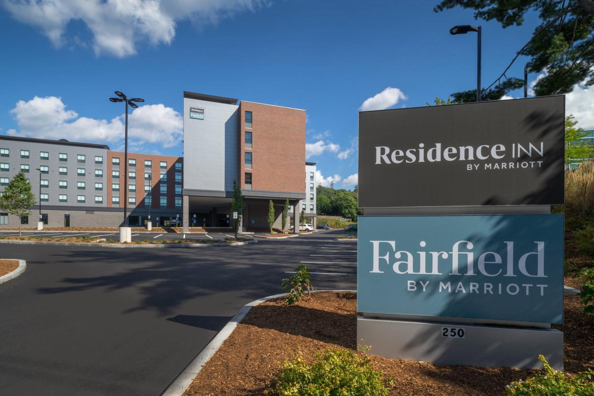Fairfield Inn & Suites By Marriott Boston Waltham Exterior foto